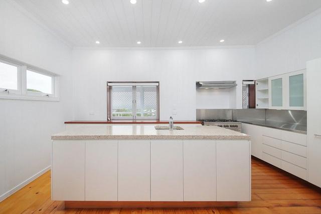 2 Polly Street, QLD 4103