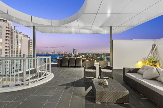 802/20 Labrador Street, QLD 4215