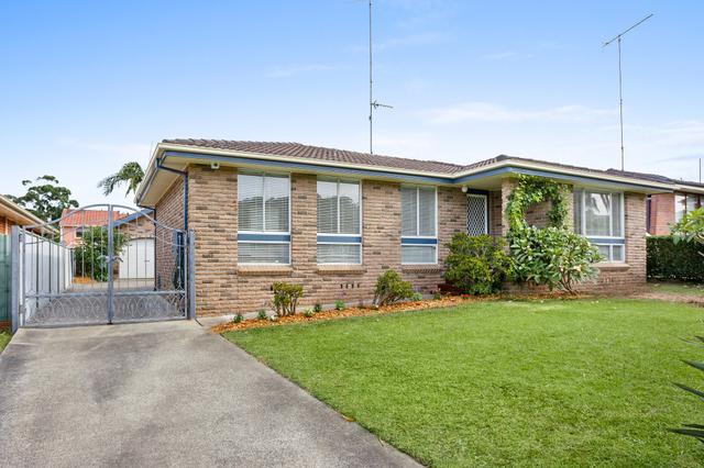 15 Coolawin Crescent, NSW 2529