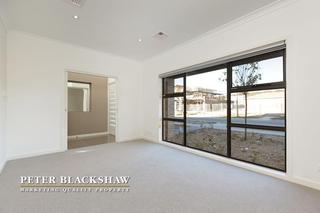 Formal Living (2012-05-28)