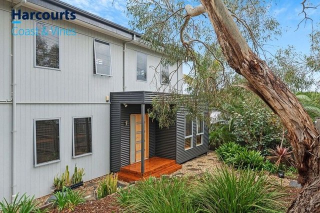 25 Maslin Crescent, SA 5170