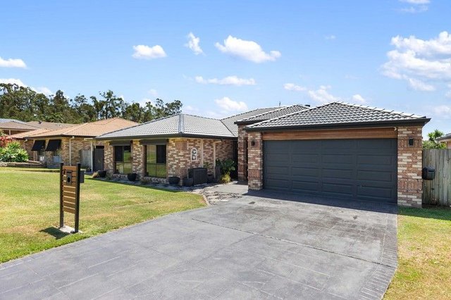 7 Saville Road, QLD 4209