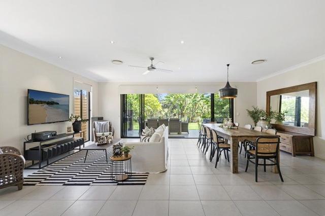 79 The Peninsula, QLD 4212