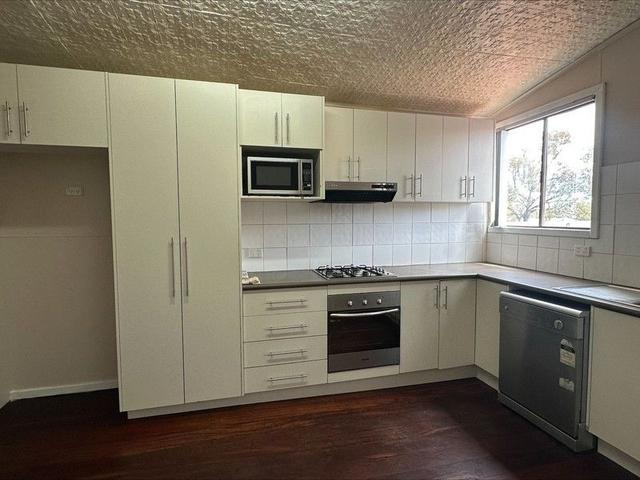 30 Dart Street, WA 6432