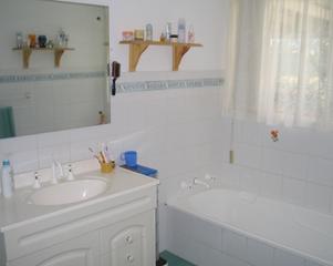 Bathroom (2007-08-08)