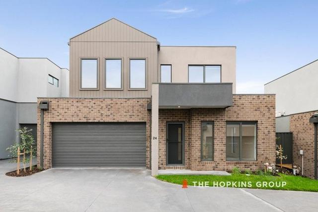 24 Vine  Circuit, VIC 3975
