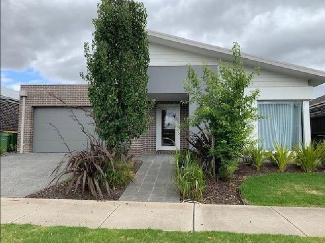 8 Bronte Boulevard, VIC 3809