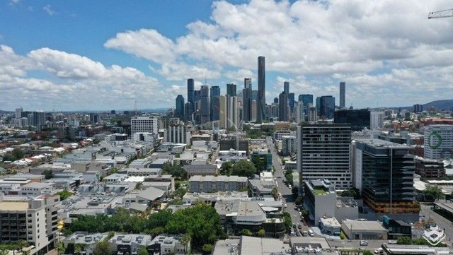 ID:21166035/1 Ella Street, QLD 4006