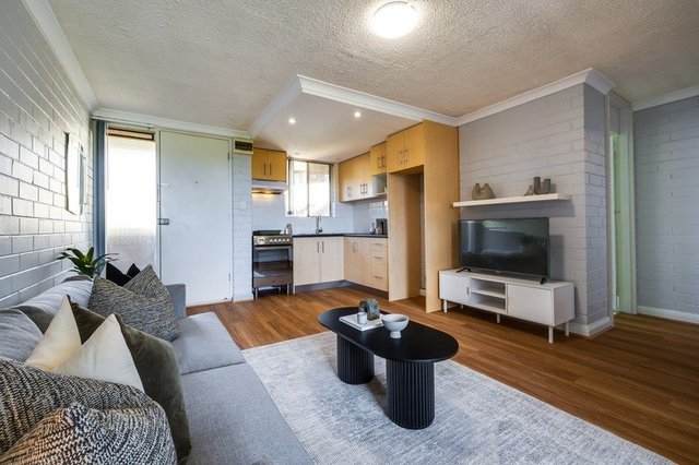 23E/47 Herdsman Parade, WA 6014