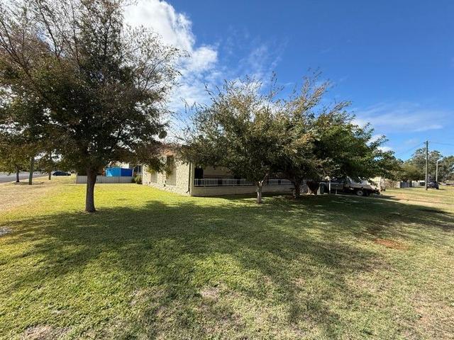 122 Galatea Street, QLD 4470