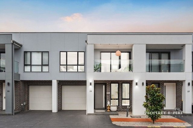 25 Badger Glade, NSW 2765