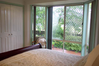 Master bedroom (2002-02-08)
