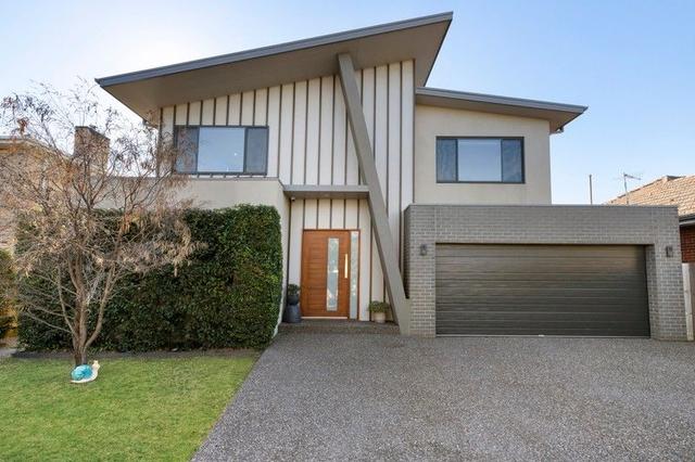 9 Highview Road, VIC 3165