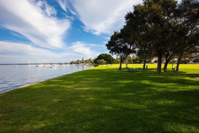 5 Haig Road, WA 6009