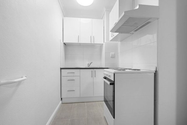 16/42 Waterloo Crescent, VIC 3182