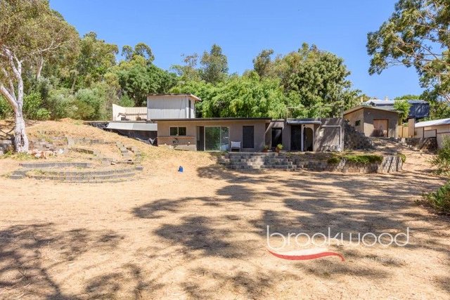 9 Old York Road, WA 6056