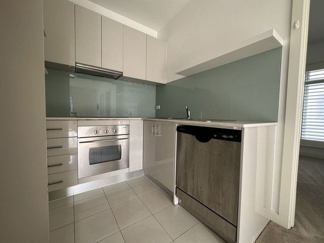 11/101-103 Orrong Crescent, VIC 3161