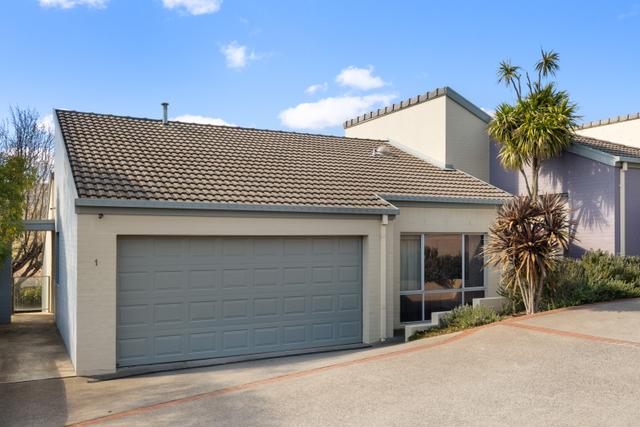 1/11 Doeberl Place, NSW 2620