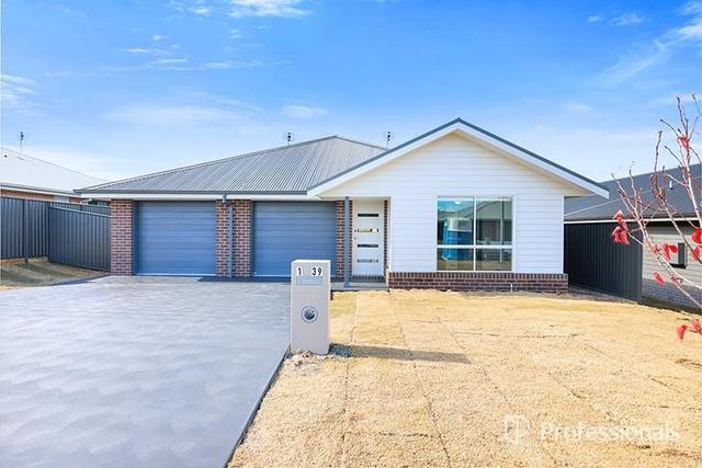 2/39 Wattle Street, NSW 2352