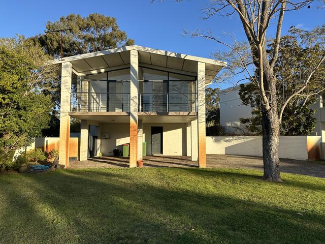 2 Tanson Street, WA 6156