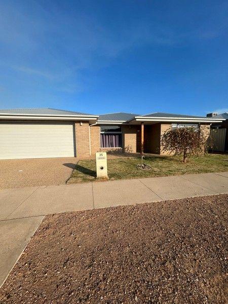 25 Vanguard Street, VIC 3730
