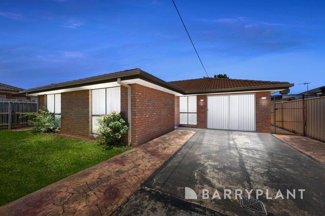 2/121 Fox  Street, VIC 3021