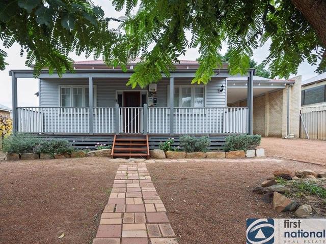 17 Stirling Street, WA 6401