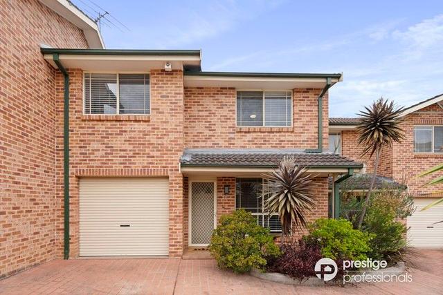 2/75 Stewart Avenue, NSW 2170