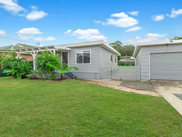 33 Lakehaven Drive, NSW 2540