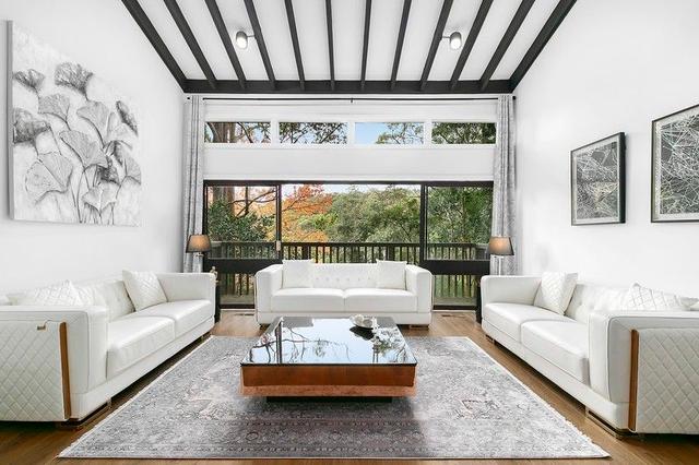 19 Tudor Place, NSW 2075