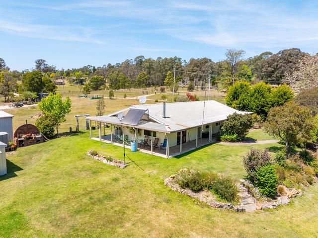 13 Nangutta St, NSW 2550