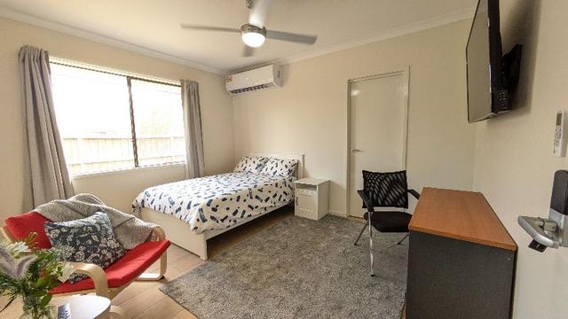 2/5 Lukis Ave, VIC 3027