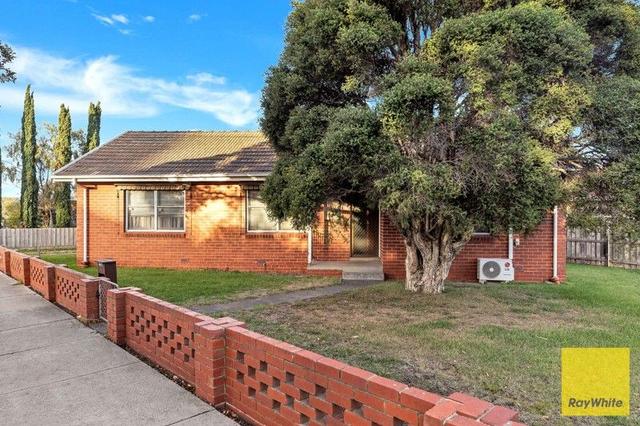 4 Robertson Crescent, VIC 3028