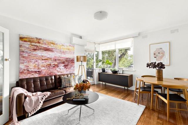 2/11 Harts Parade, VIC 3123