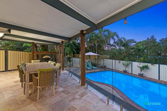 8 Holterman Court, QLD 4213