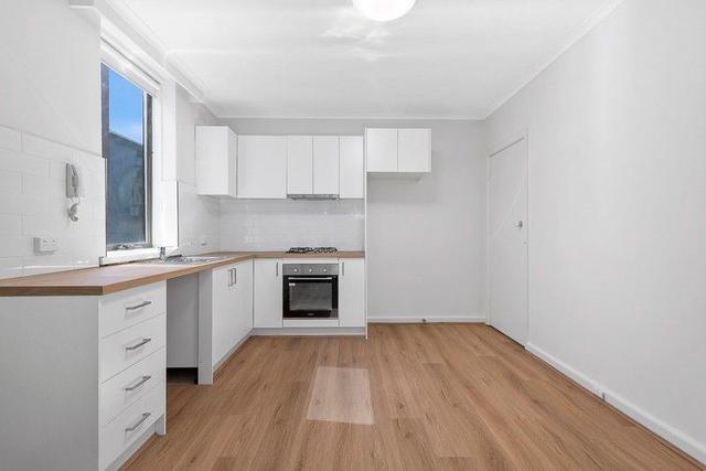 2/130 Alma Road, VIC 3183