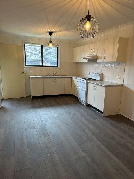 2/39 Currawong  Street, NSW 2565