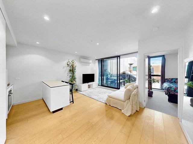101/3 Victoria St, VIC 3181