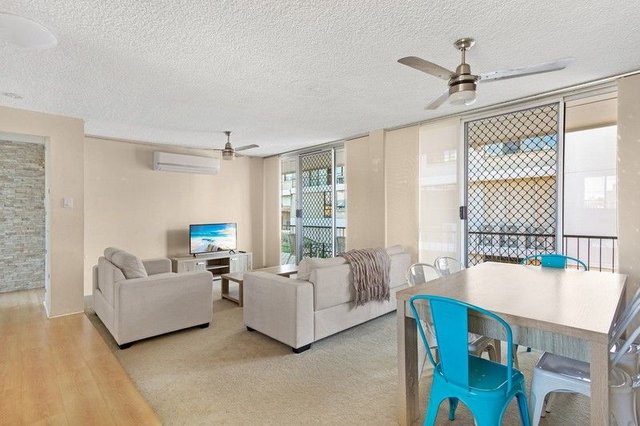 Unit 10/4 Marine Parade, QLD 4215