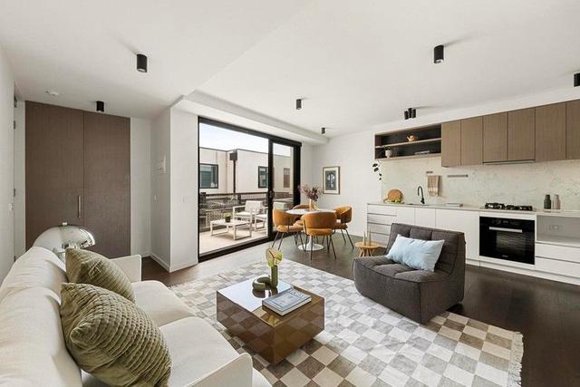 302/22 Nicholson Street, VIC 3068