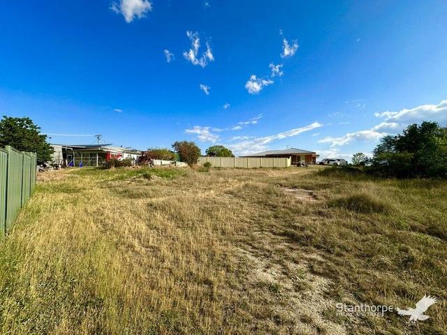 6 Dylan Court, QLD 4380