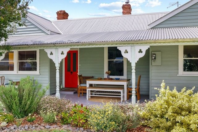 14 Roger Street, VIC 3434