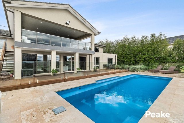 1-2 MacLaine Court, VIC 3804