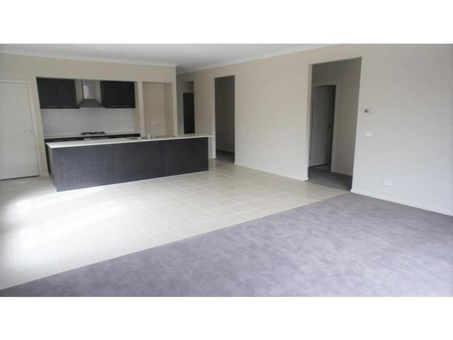 16 Samantha Court, VIC 3029