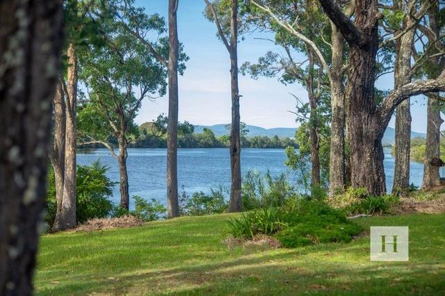 18 Ochiltree Place, NSW 2430