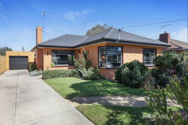 5 Fenfield Street, VIC 3018