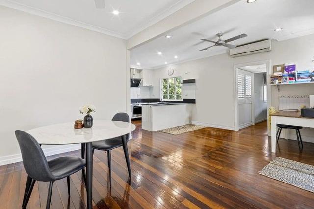43 Emma Street, QLD 4121
