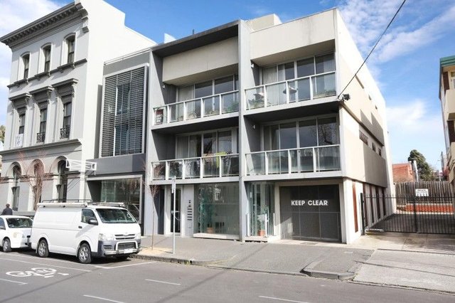 2/369 Drummond St, VIC 3053