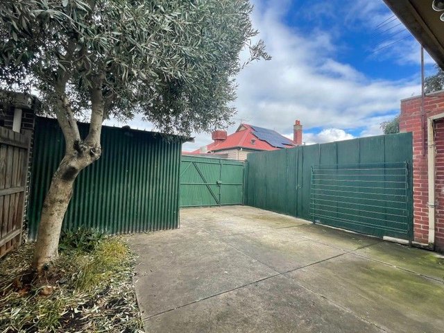 67 Tinning St, VIC 3056