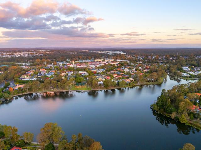 36 Pendula Circuit, QLD 4078
